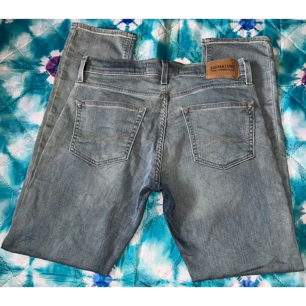 Levi Signature Style Jeans - Picture 4 of 5